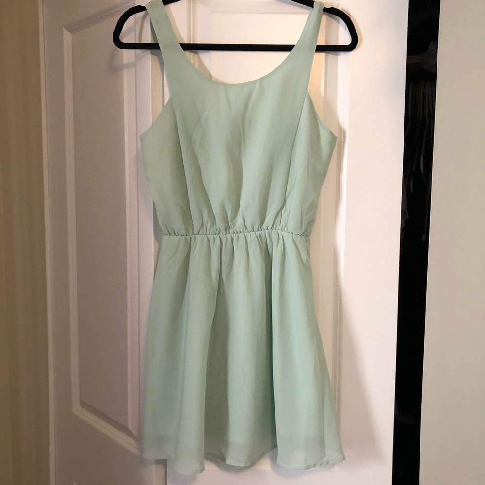Light green dress